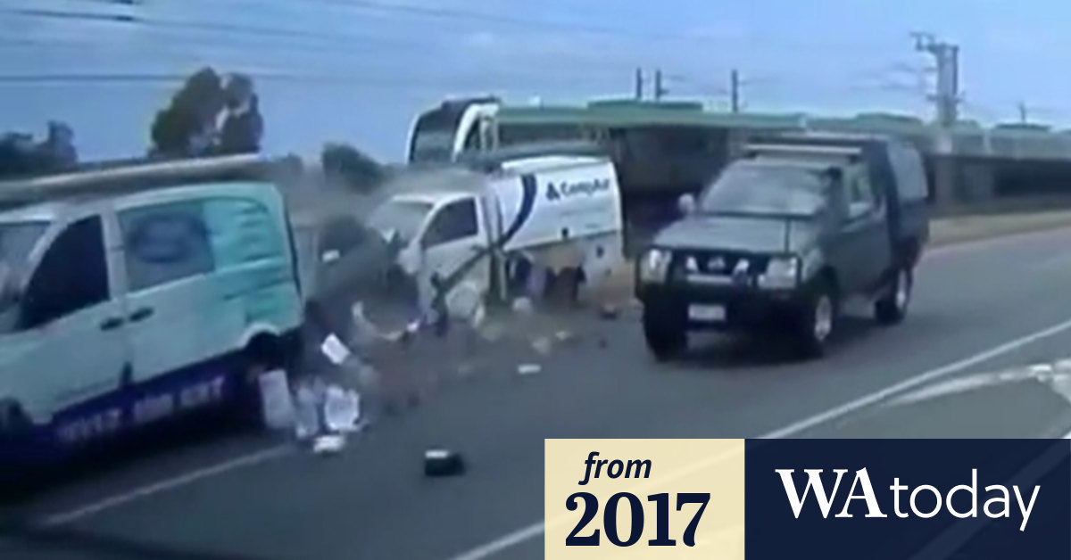 Dashcam captures 'the most common type of accident on Kwinana Freeway'